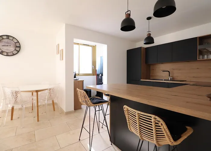 Sublime Avec Parking Sur Apartmán *