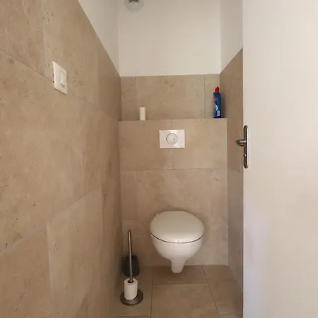 Sublime Avec Parking Privé à Appartement *